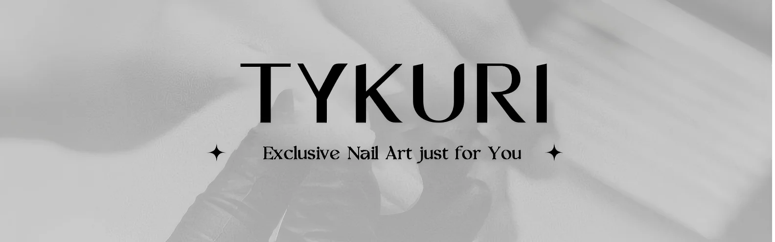 Tykuri Press-On Nails Almond Shape French Style Elegant Purple Fashionable Easy to Use Comes with Tool Kit
